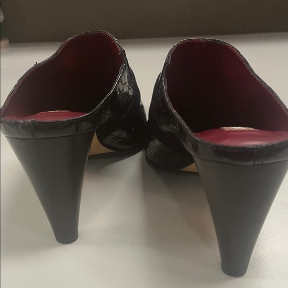 Brighton Black Patent Leather Mules with Silver Medallion Romeo size 9.5 M - Picture 5 of 10